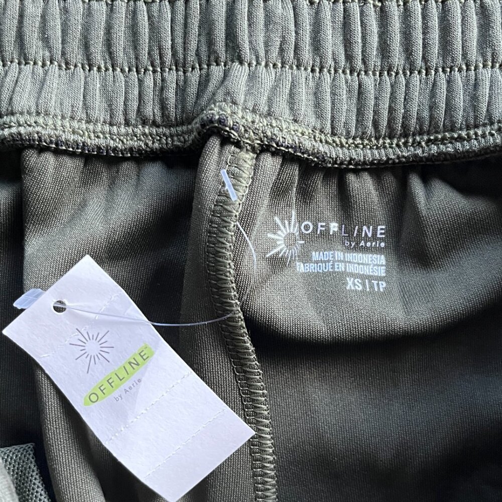 OFFLINE Aerie ChillUp Trousers Size XS Military Green Wide Leg Lounge Pants NWT - Picture 2 of 7